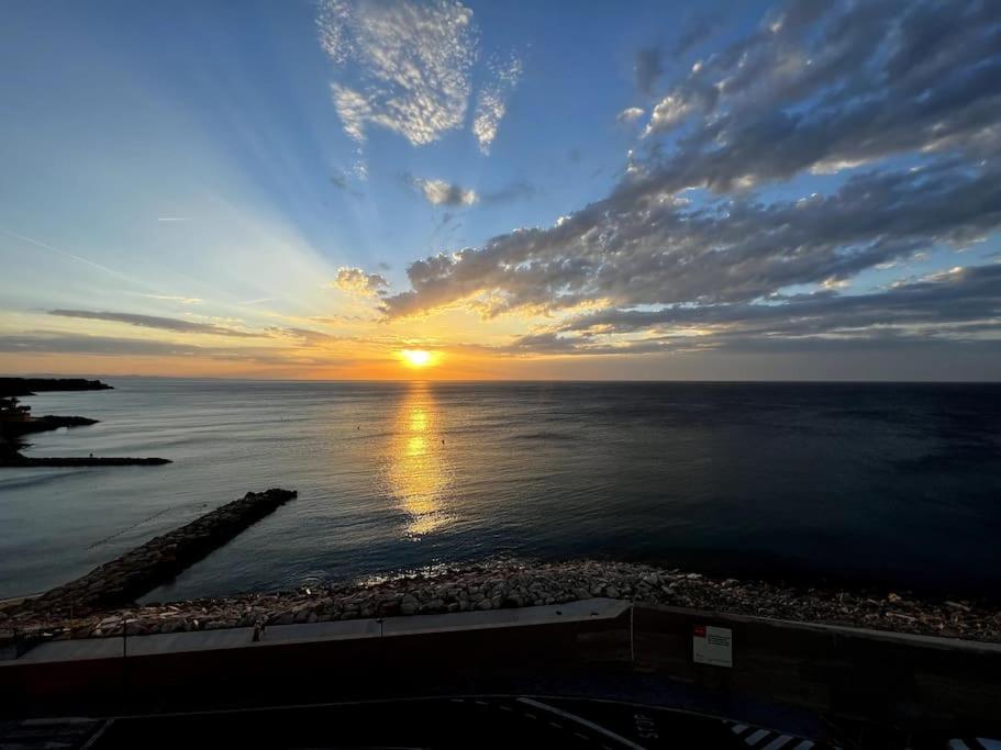 Charming Sea Front 3 Bedroom - Incredible Views! Apartament *